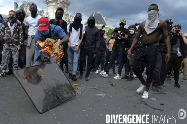 Manifestation contre la violence policière et anti raciste. Protest against police brutality and and Anti racist.