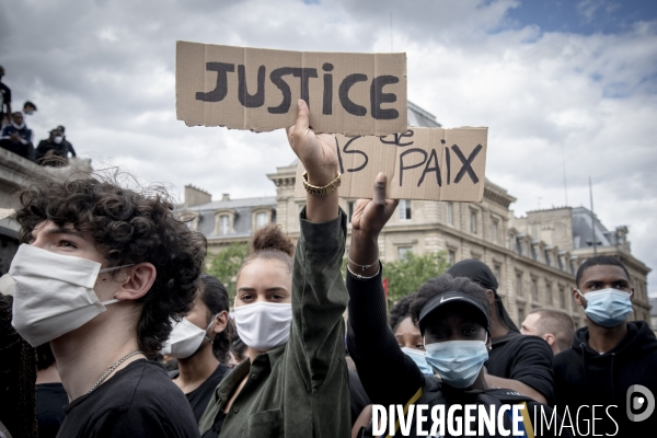 Manifestation pour la justice et contre les violences policières