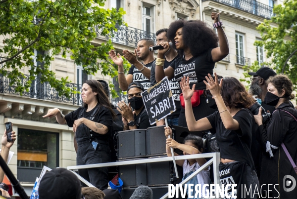 Manifestion contre les violences policière et justice pour Adama Traoré