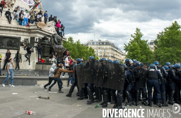 Manifestion contre les violences policière et justice pour Adama Traoré