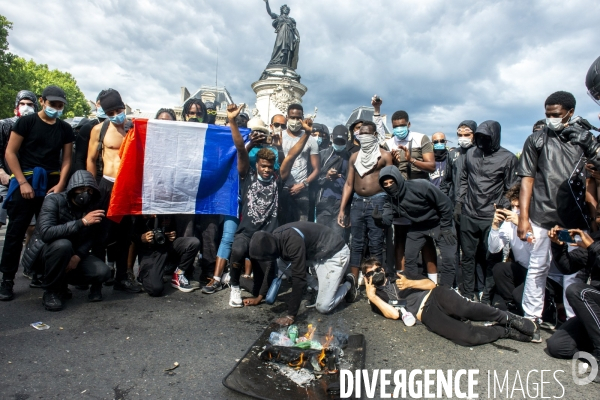 Manifestion contre les violences policière et justice pour Adama Traoré