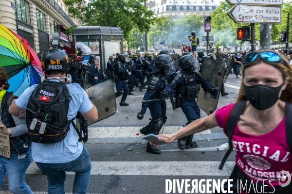 Manifestion contre les violences policière et justice pour Adama Traoré