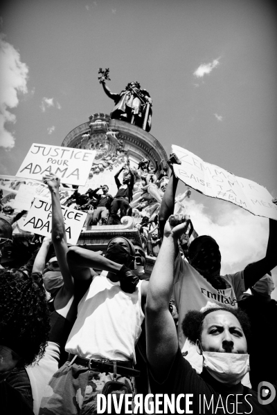 Manifestation antiraciste et contre les violences policières en hommage à Adama Traoré