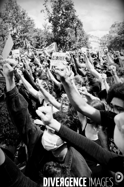 Manifestation antiraciste et contre les violences policières en hommage à Adama Traoré