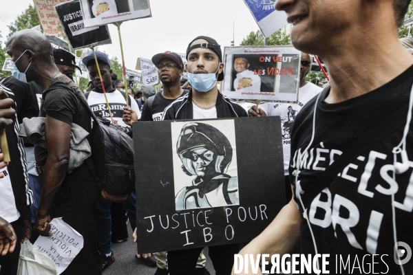 Manifestation contre le racisme et les violences policières à l appel du Comite Adama TRAOR¢