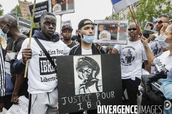 Manifestation contre le racisme et les violences policières à l appel du Comite Adama TRAOR¢