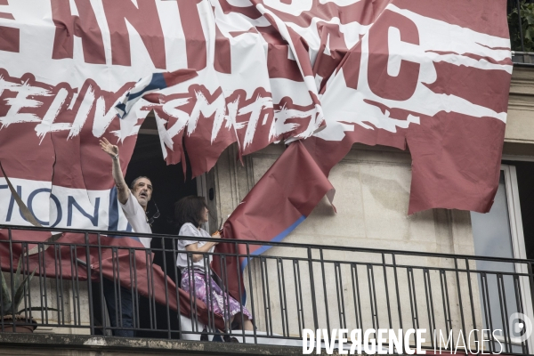 Banderole de Génération Identitaire à la manifestation contre le racisme et les violences policières