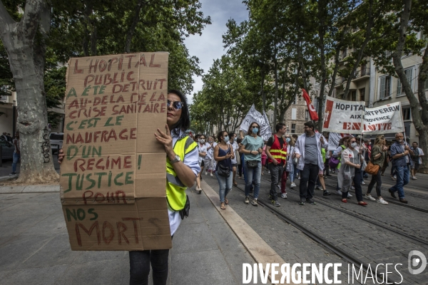 Mobilisation en défense du service public de la santé à Marseille