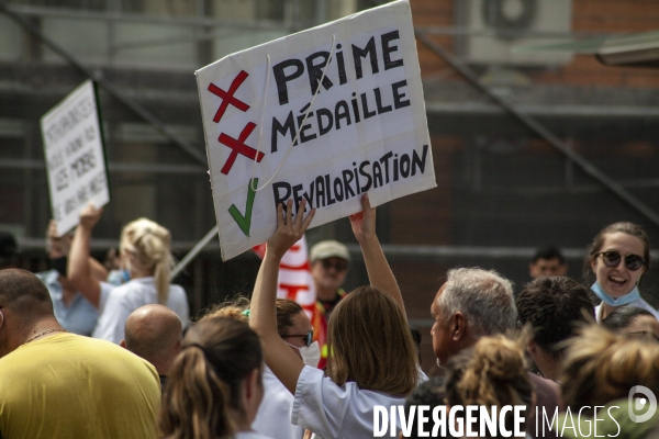 Mobilisation en défense du service public de la santé à Marseille