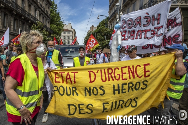 Mobilisation en défense du service public de la santé à Marseille