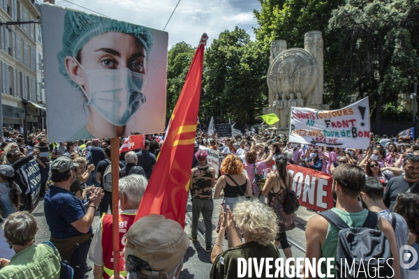 Mobilisation en défense du service public de la santé à Marseille