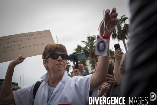 Manifestation de défense des personnels de santé à Perpignan
