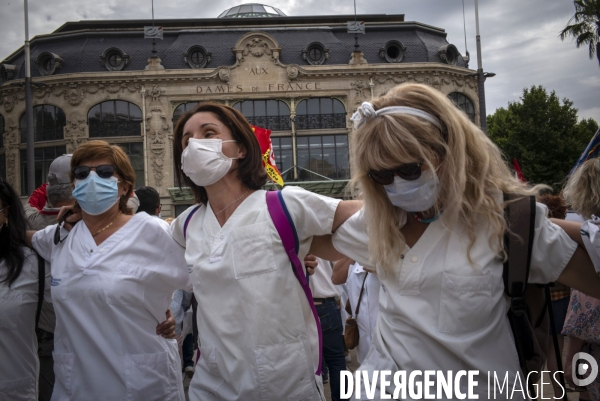 Manifestation de défense des personnels de santé à Perpignan