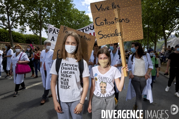 Manifestation des personnels hospitaliers à Paris