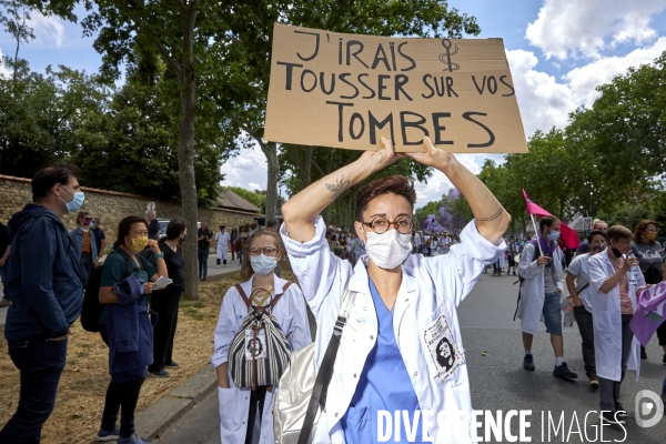 Manifestation des personnels hospitaliers à Paris