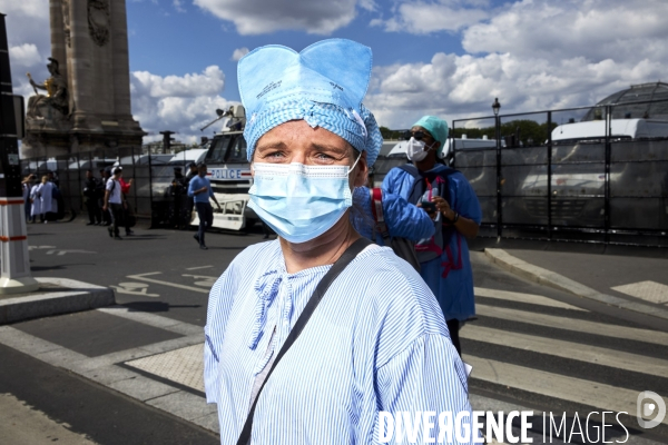 Manifestation des personnels hospitaliers à Paris