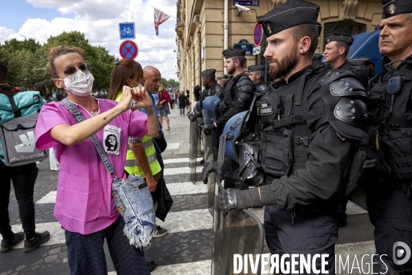 Manifestation des personnels hospitaliers à Paris