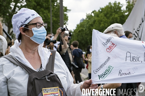 Manifestation des soignants. Paris.