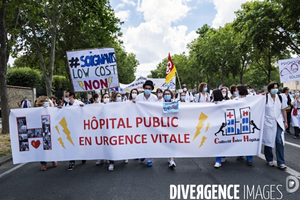 Manifestation des soignants. Paris.