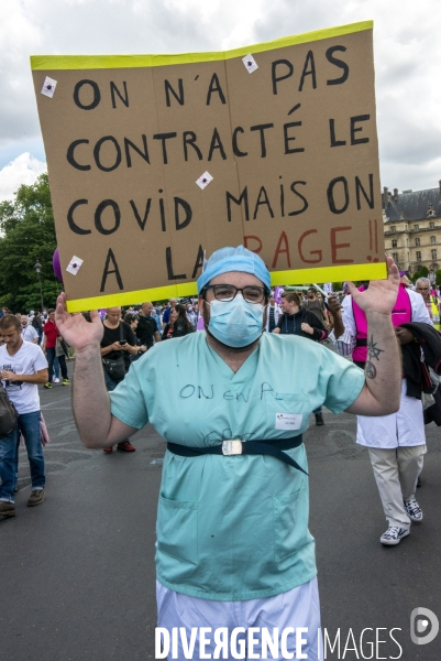 Manifestation des personnels de santé et débordements