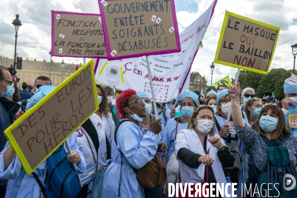 Manifestation des personnels de santé et débordements