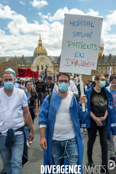 Manifestation des personnels de santé et débordements