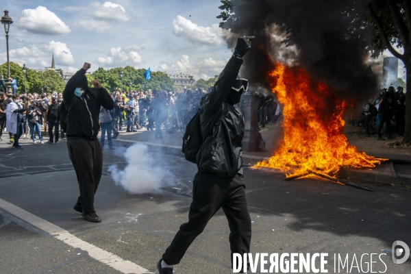 Manifestation des personnels de santé et débordements