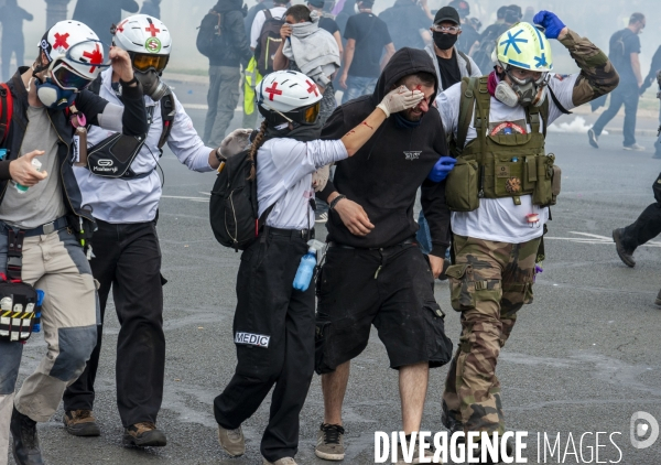 Manifestation des personnels de santé et débordements