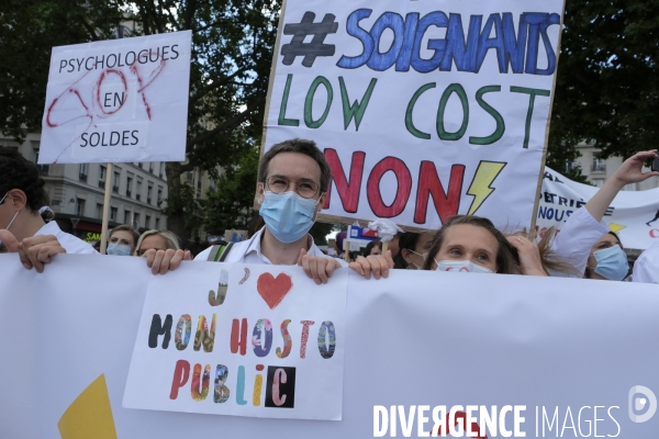 Journée nationale de protestation de l hôpital à Paris. Hospital national day of protest in Paris.