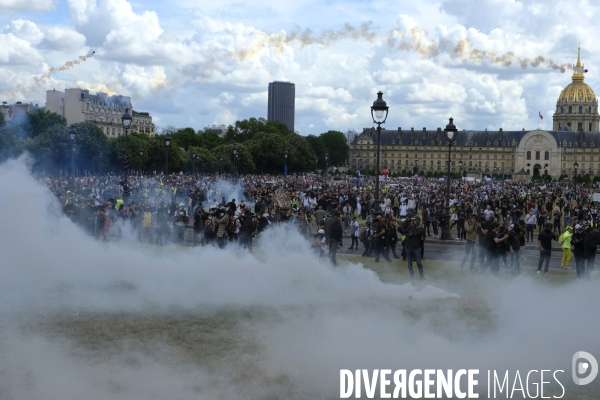 Journée nationale de protestation de l hôpital à Paris. Hospital national day of protest in Paris.