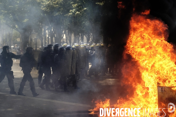 Journée nationale de protestation de l hôpital à Paris. Hospital national day of protest in Paris.