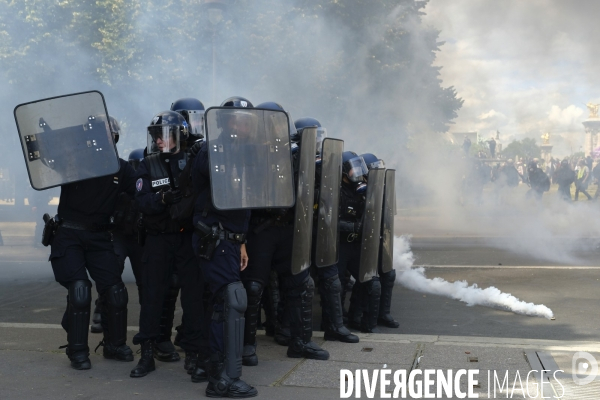 Journée nationale de protestation de l hôpital à Paris. Hospital national day of protest in Paris.