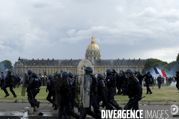 Journée nationale de protestation de l hôpital à Paris. Hospital national day of protest in Paris.