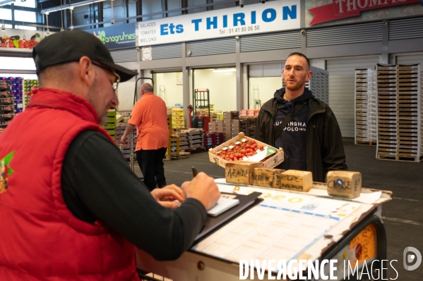 Marché de Rungis à l heure de la réouverture des restaurants.