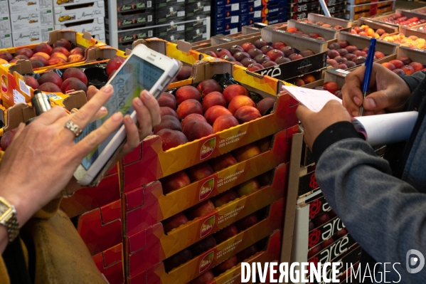 Marché de Rungis à l heure de la réouverture des restaurants.