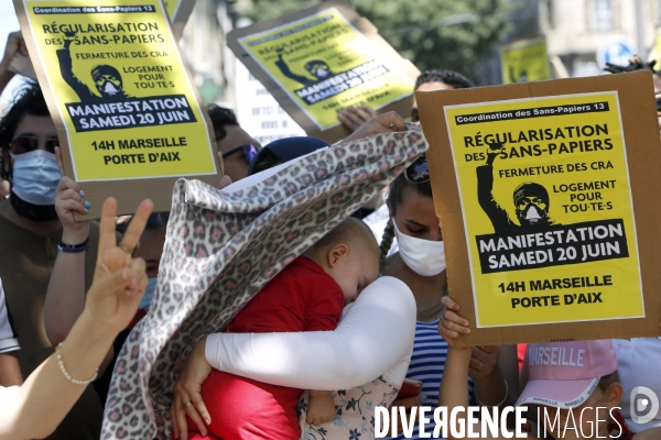 Manifestation sans papiers-journée mondiale des réfugiées