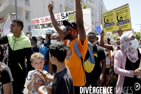 Manifestation sans papiers-journée mondiale des réfugiées