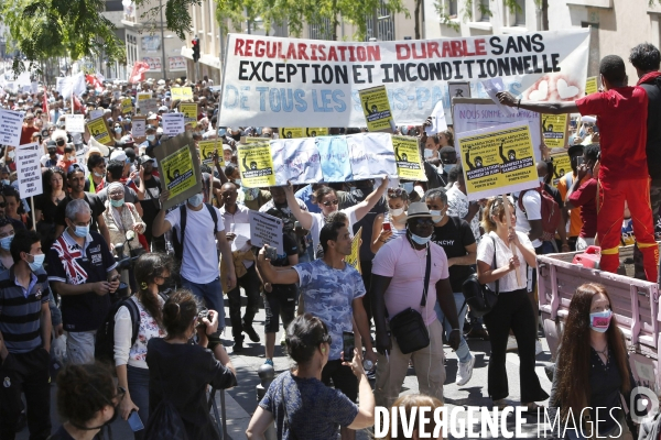 Manifestation sans papiers-journée mondiale des réfugiées