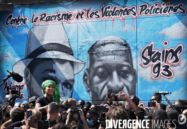 Rassemblement du comité La Vérité pour Adama devant la fresque en hommage à Adama Traoré et George Floyd