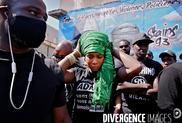 Rassemblement du comité La Vérité pour Adama devant la fresque en hommage à Adama Traoré et George Floyd