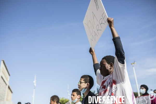 Manifestation contre les inégalités territoriales