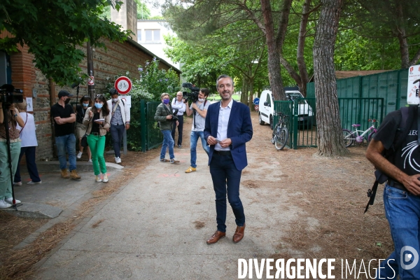 Vote d Antoine Maurice candidat à la mairie de Toulouse