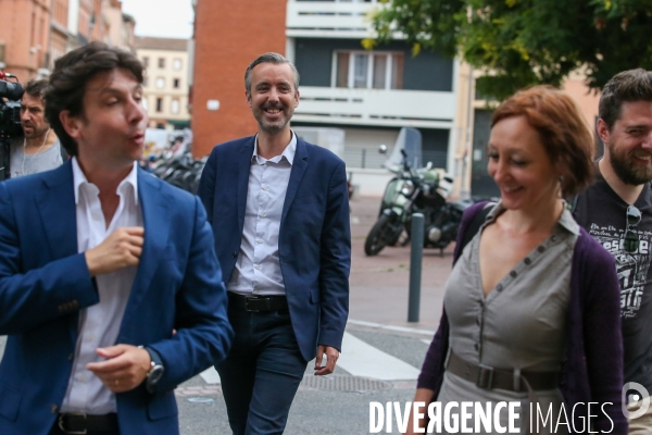 Vote d Antoine Maurice candidat à la mairie de Toulouse