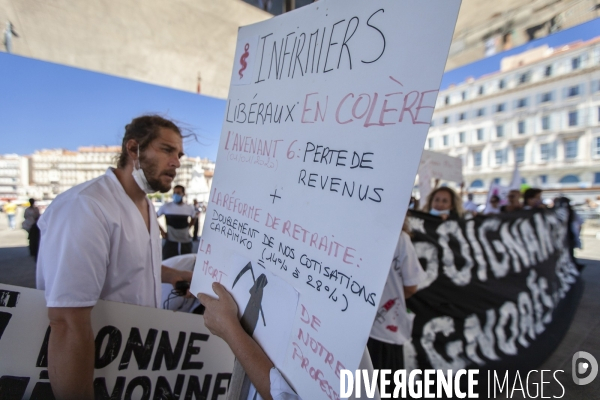 Manifestation du personnel soignant à Marseille