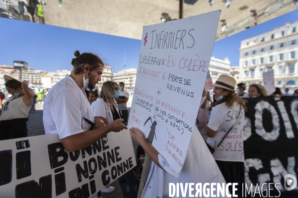 Manifestation du personnel soignant à Marseille