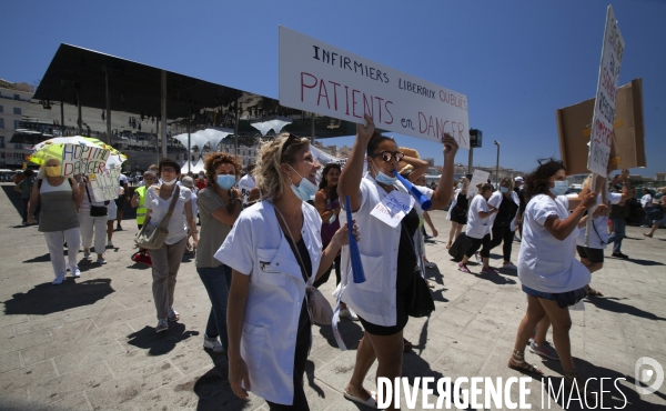 Manifestation du personnel soignant à Marseille