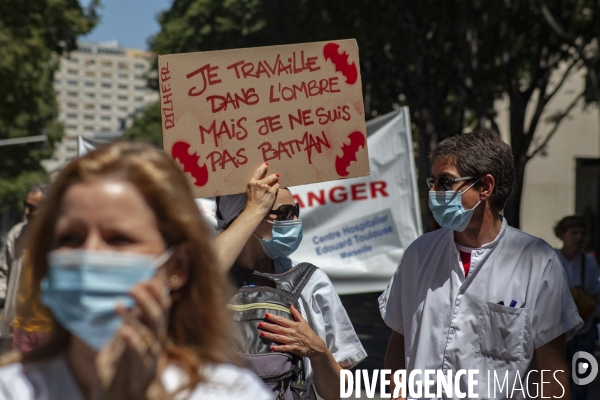 Manifestation du personnel soignant à Marseille