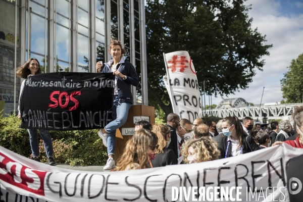 Manifestation contre la réforme d assurance chômage