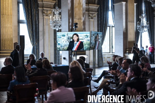 Election d Anne Hidalgo à la mairie de Paris.