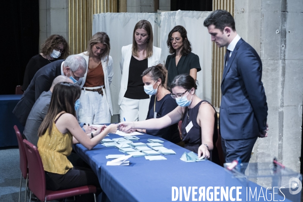 Election d Anne Hidalgo à la mairie de Paris.